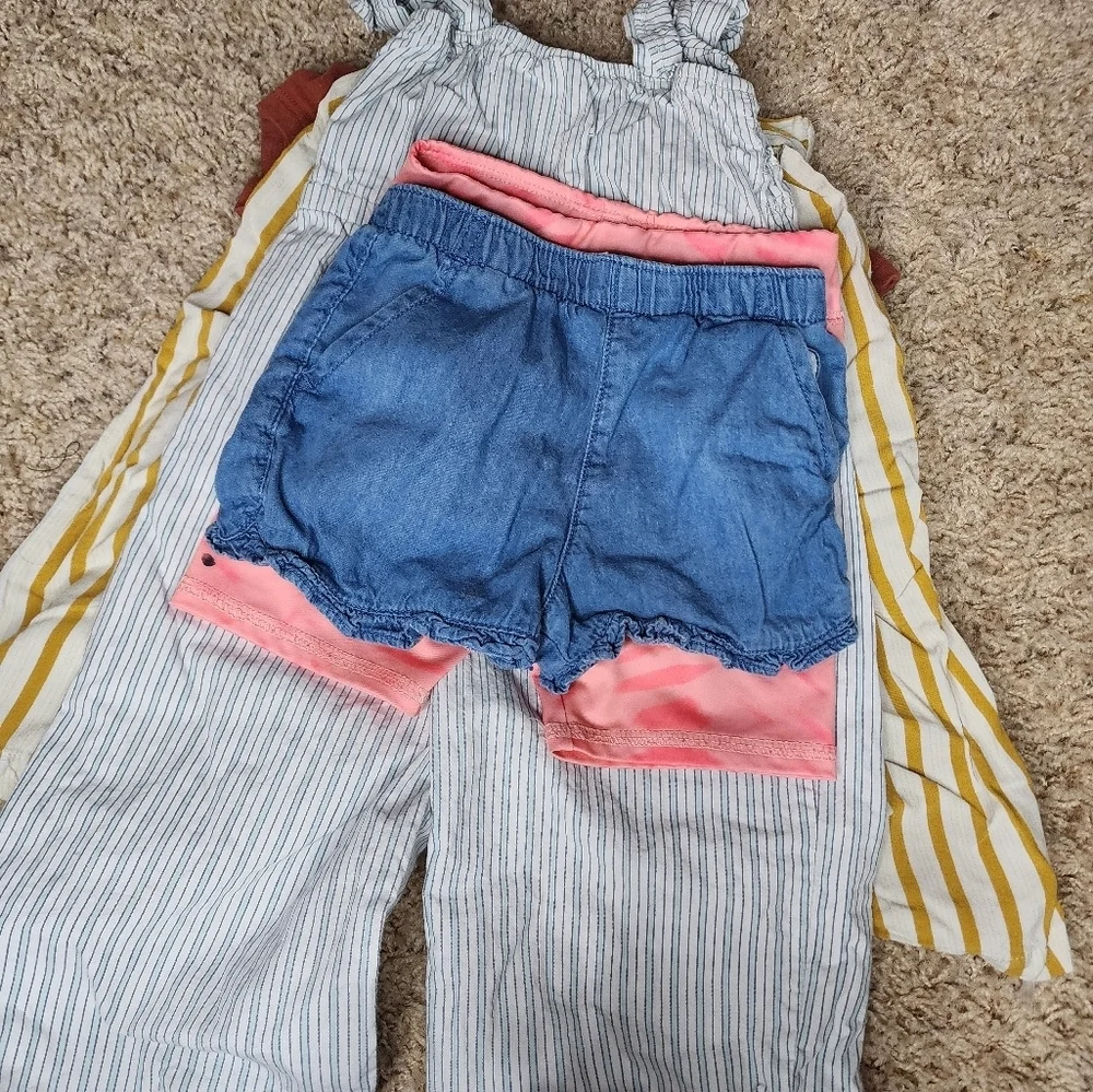 1 Box of 19 Toddler Girls Size 2T‎ Items Mixed